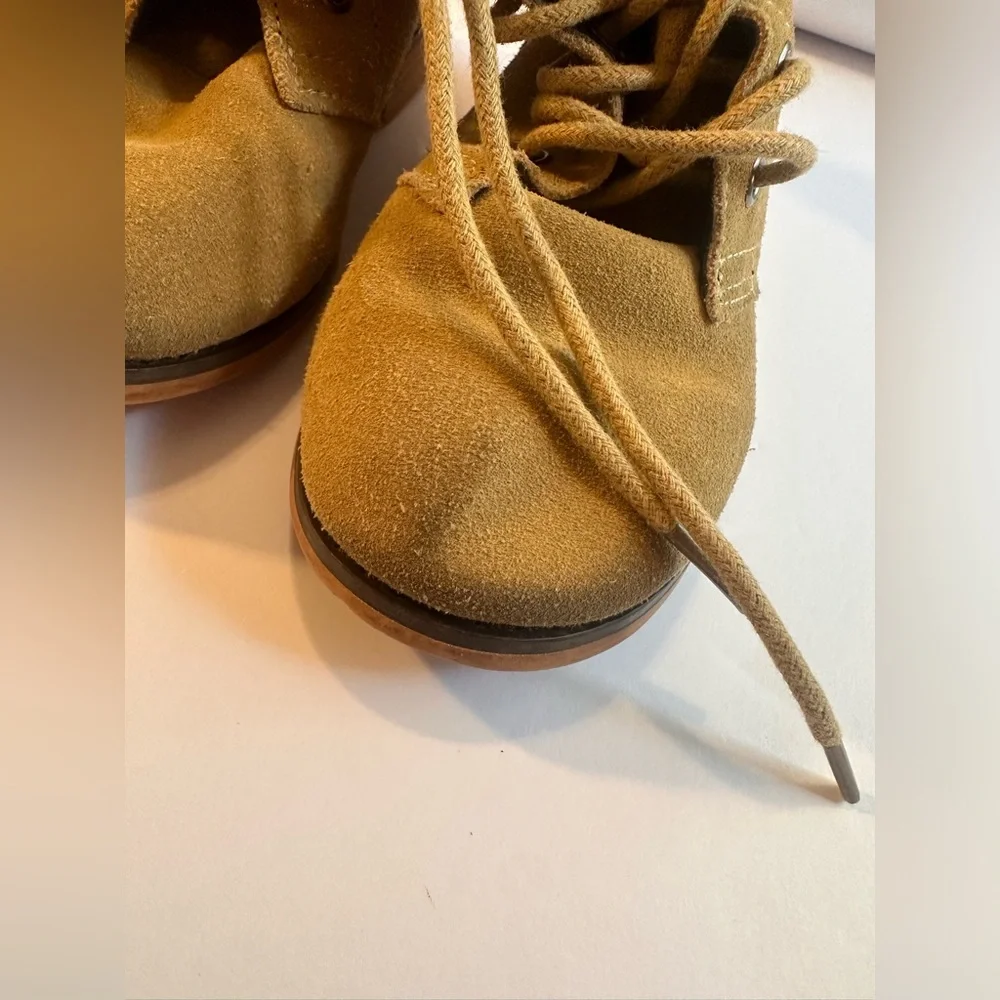 SweetHoney Kids Lace-Up Suede Combat Boots in Tan